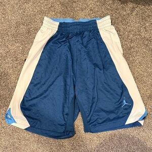 Jordan Shorts in size XL